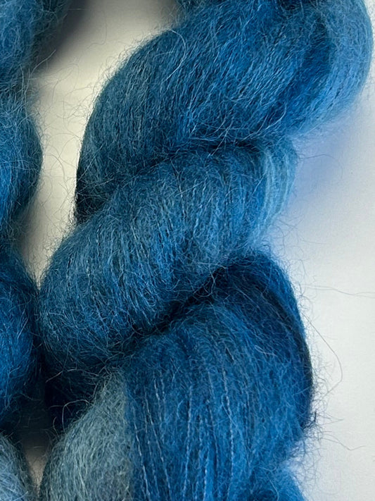 Suri Alpaca Silk 400m/ Maritim Blue