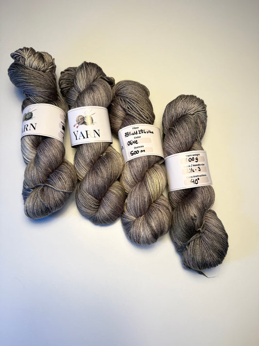 Strikkedamen - Merino Silk - Olive Branch
