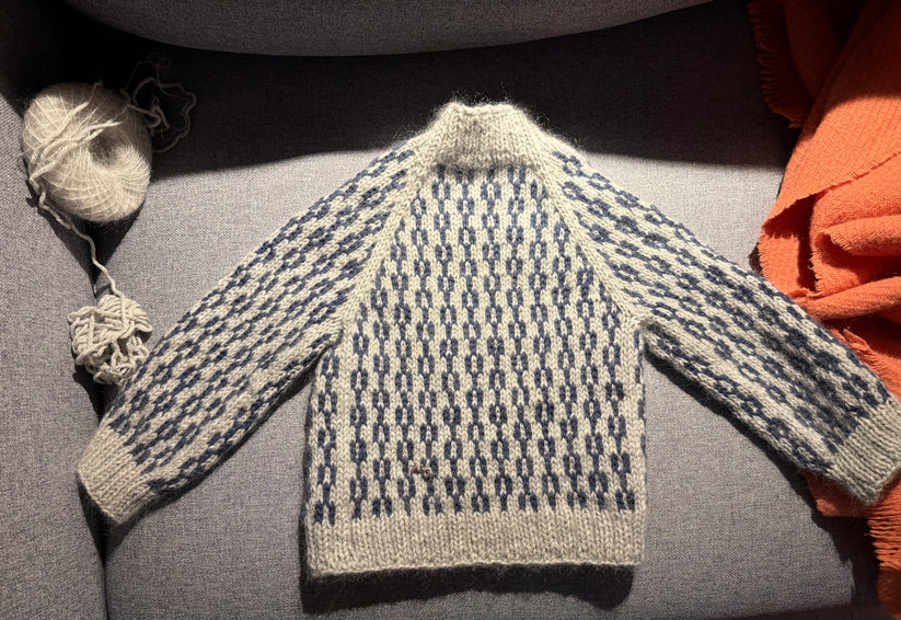 Strikkeopskrift - Sliding Chains Sweater Kids